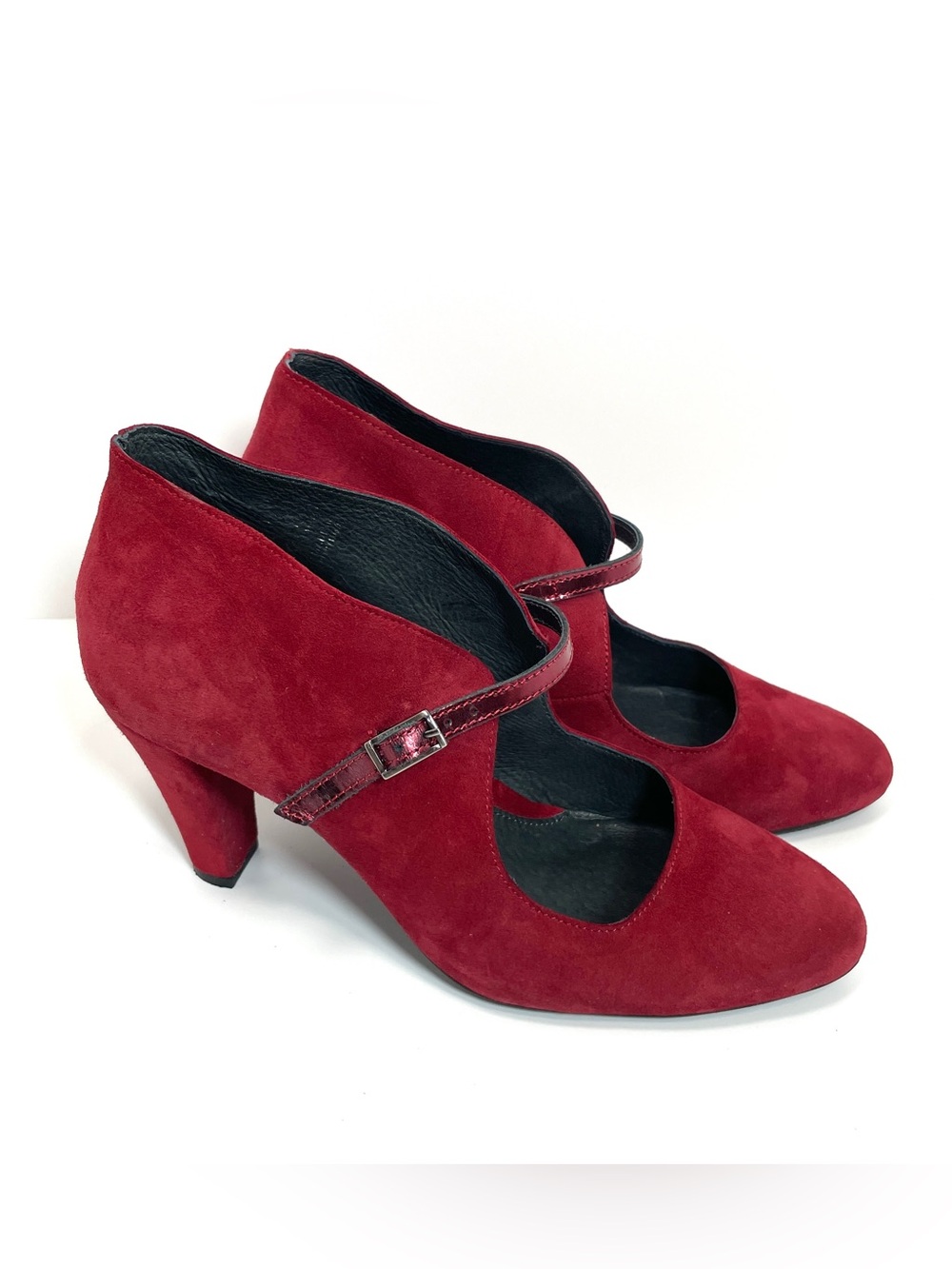 ATELIERS Red Suede Pumps Heels Sz EU38